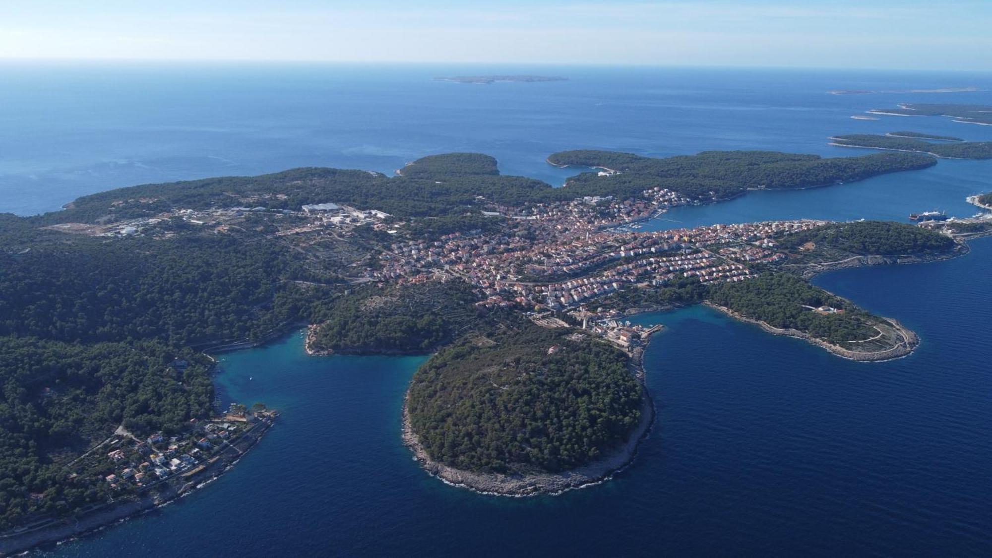 Argo Apartmani Mali Losinj Exterior photo